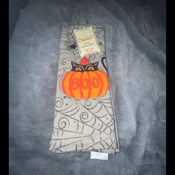 Johanna Parker Halloween Kitchen Towels set 2 Black cat and Boo pumpkin NWT - Picture 5 of 5